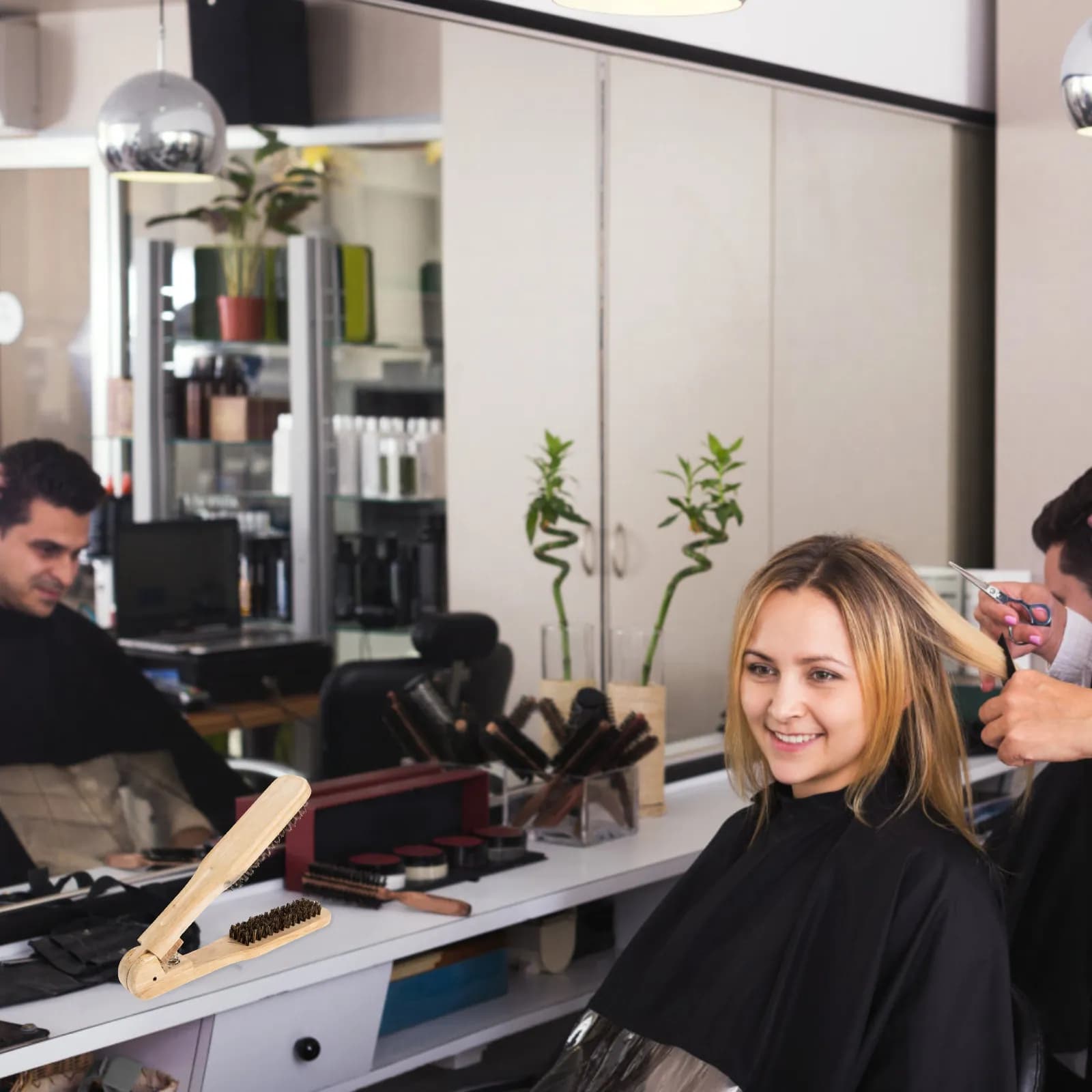 Pettine lisciante in legno con setole dense a V per districare, stirare e acconciare i capelli, portatile