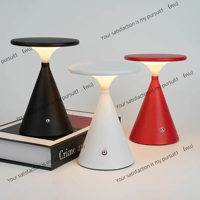 China Red Creative Light Luxury Flat Charge UFO Desktop Desk Lamp Night Light Bedroom Bedside Simple Home Desk Lamp