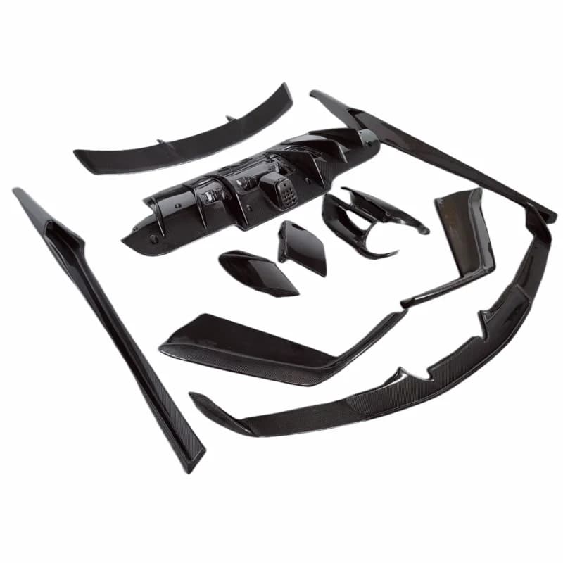 Kit Carrozzeria N-style in Vera Fibra di Carbonio per Ferrari 488 GTB: Paraurti Anteriore, Diffusore Posteriore, Minigonne Laterali, Spoiler e Copertura Presa d'Aria