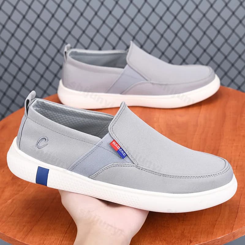Men Canvas Loafers Summer 2025 Comfortable Walking Flats Man Non Slip Soft Moccasins Sneakers Breathable Lightweight Casual Shoe