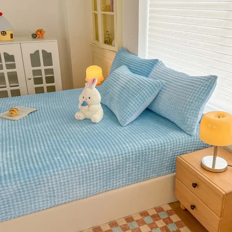 Plush Flannel Bed Fitted Sheet Winter Mattress Super Soft Cartoon Style Cozy Bedding for A Whimsical Sleep Space