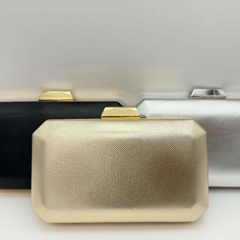 Elegante abito formale Pochette da sera dorate Borsa con texture dal design unico di nicchia con spallacci Borsa da pranzo da donna in argento