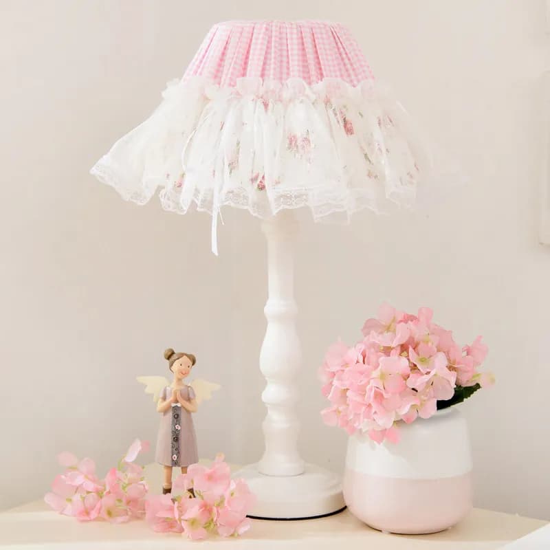 Lampada da tavolo in stile francese in pizzo lampada da comodino per camera da letto principessa lampada decorativa rosa creativa calda e romantica per bambini