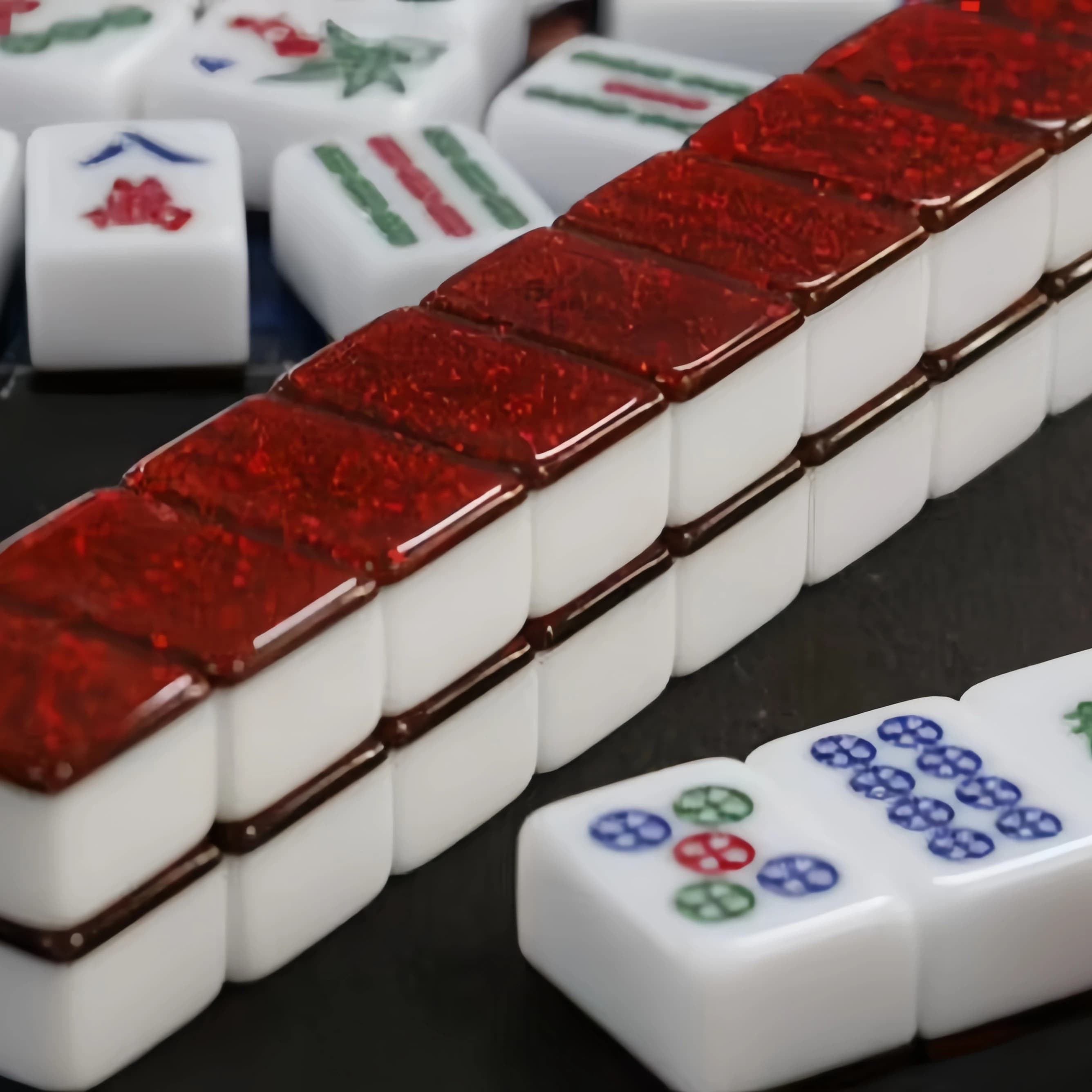 Set da gioco Mahjong in acrilico Piastrelle Mahjong colorate personalizzate
