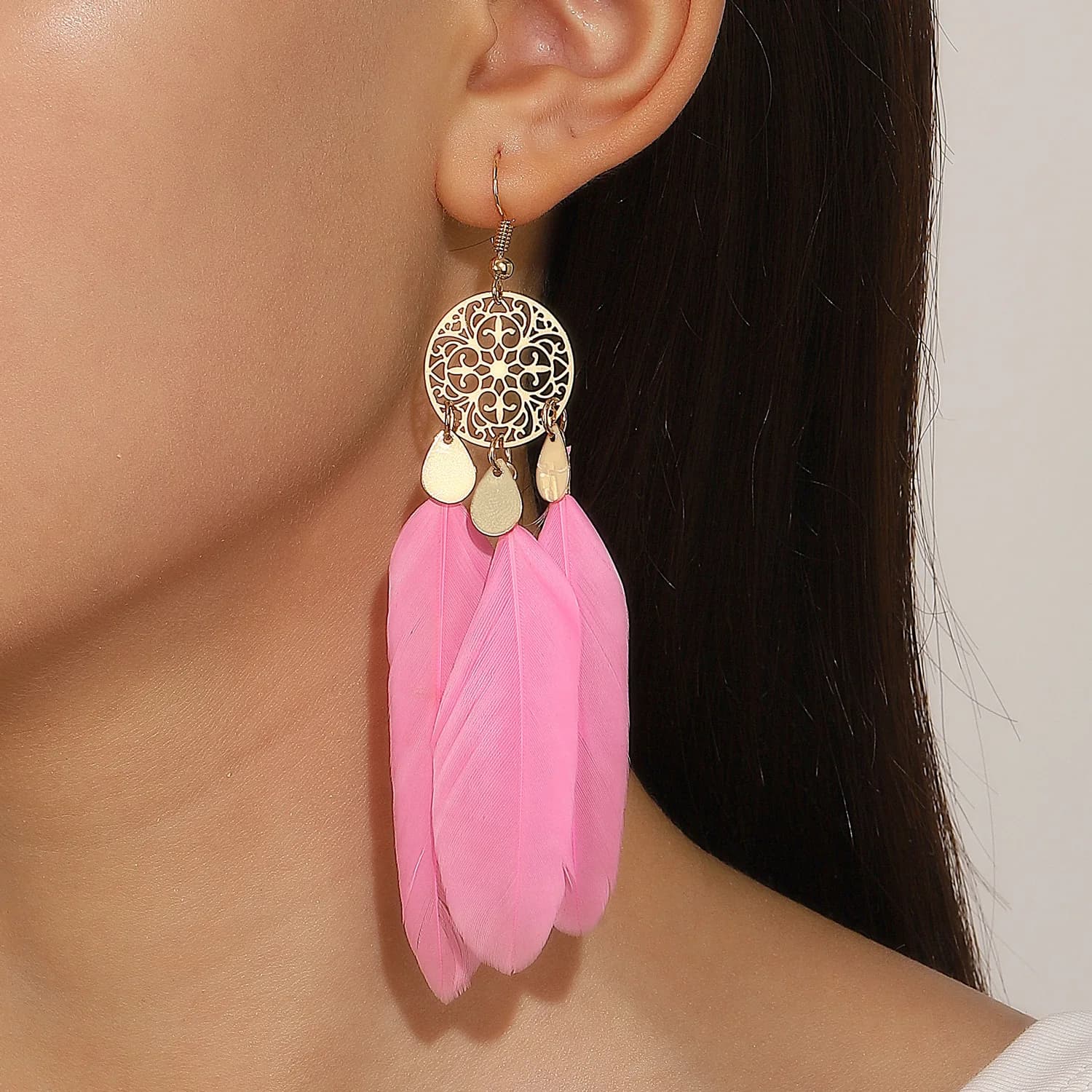 Orecchini esotici con nappe di piume rosa bohémien per gioielli da donna 2023 trend nuovi orecchini pendenti etnici Vintage da donna Pendientes