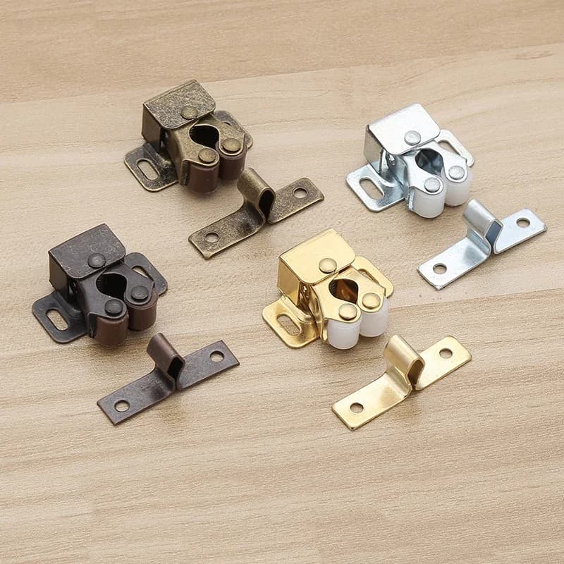 Chiusure per armadietti Armadietto con aspirazione magnetica Fermaporta scorrevole Buffer Anti collisione Accessori anticorrosione per la stanza di casa