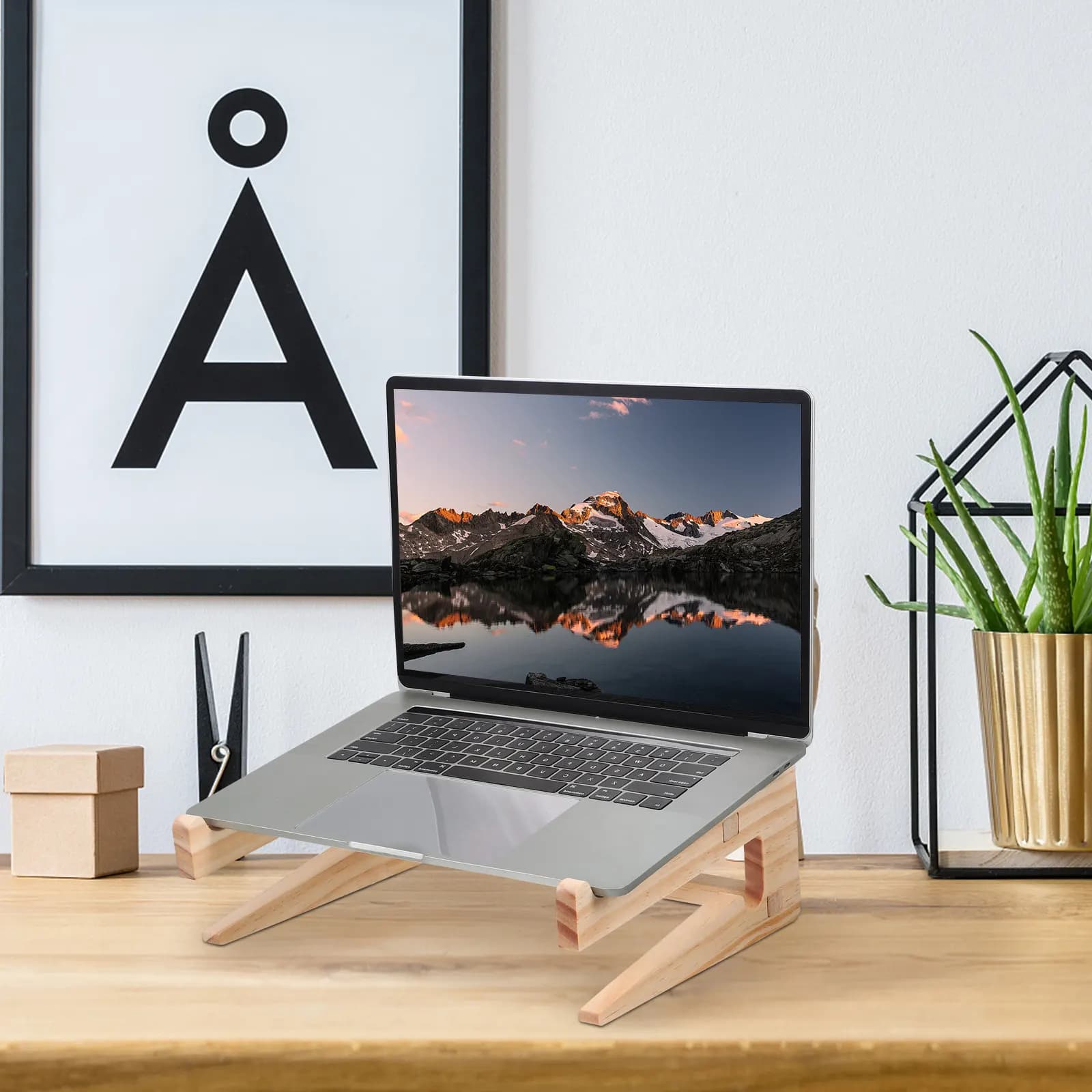 Supporto Ergonomico in Legno per Laptop con Dissipazione del Calore, Porta Computer da Scrivania e Letto, Supporto per Tablet con Angolo Confortevole