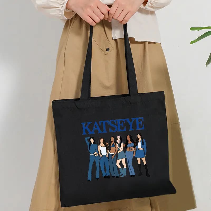 Storage Bags KATSEYE World Tour Reusable Grocery Shoulder Bag Large Capacity Shopping Bags Women Kpop Fan Gift Canvas Tote Bag