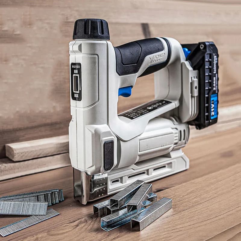 Chiodatrice elettrica e cucitrice pistola per graffette per mobili carpenteria strumenti per la lavorazione del legno 21V batteria al litio pistola per unghie costruzione di mobili
