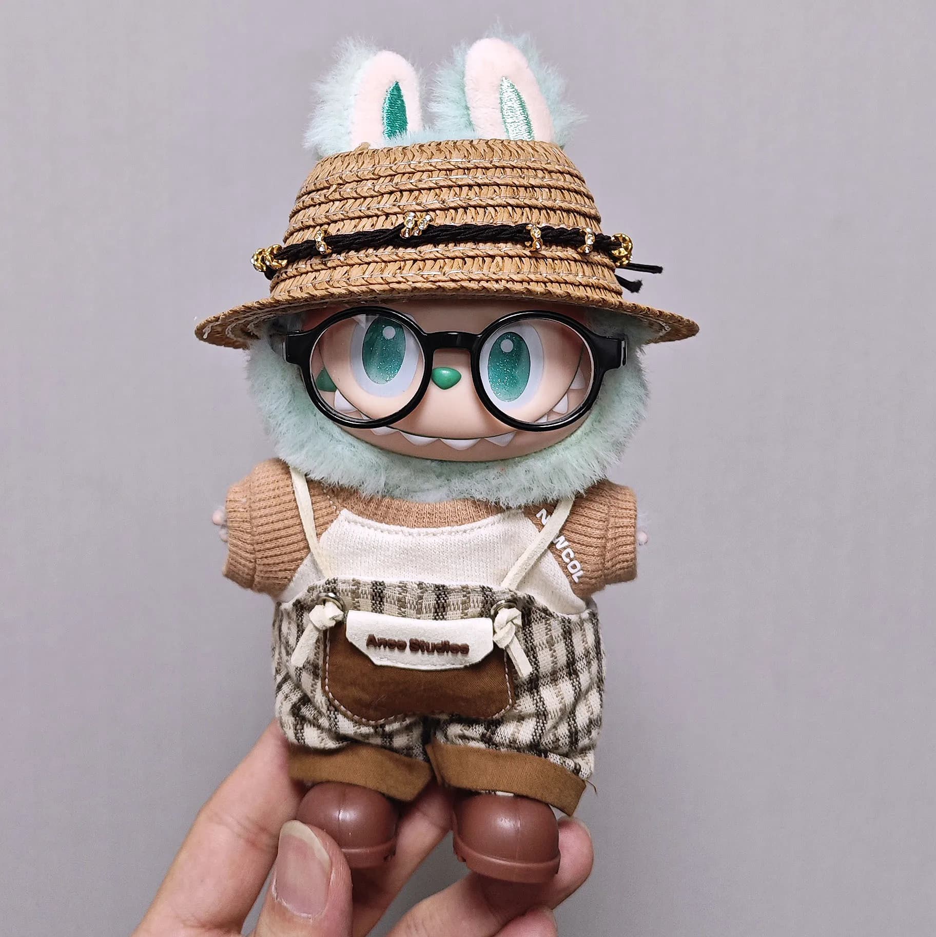 For Labubu High-quality Doll Clothing 15cm - 17cm Brown T-shirt Checkered Overalls Set Labubu Universal Clothing