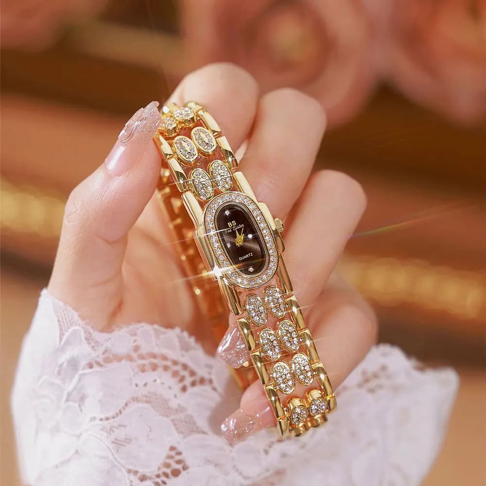 Fashionable watches Gold bracelet Stainless steel quartz watch Vintage women's watch Wristwatches with diamonds Gifts for women