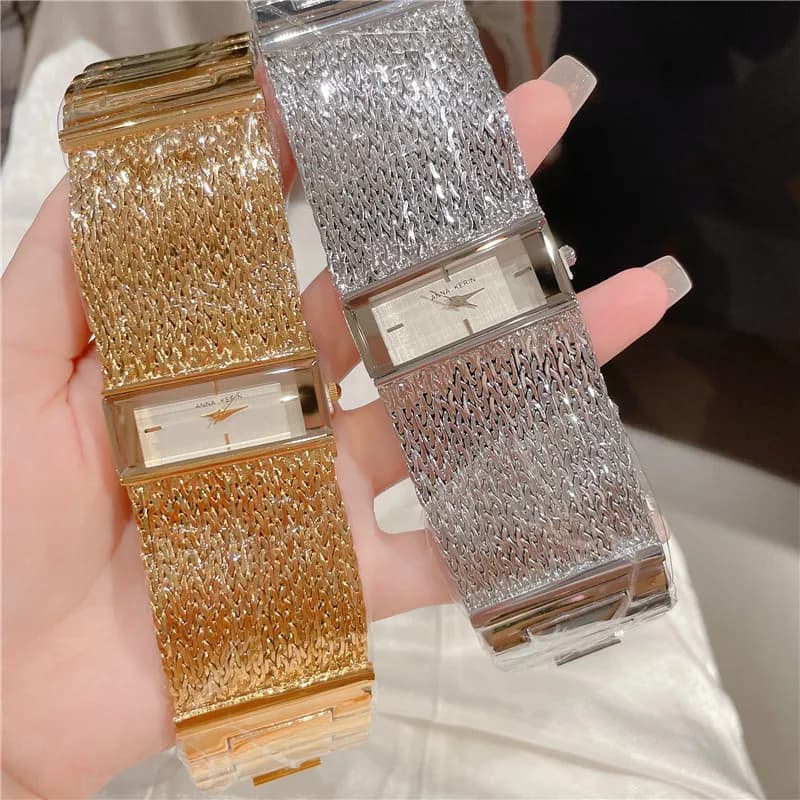 Women's Gold Quartz Watch Luxury Women's Wrist Watch With Big, Delicate, Water Resistant, Fashionable, Reloj Mujer