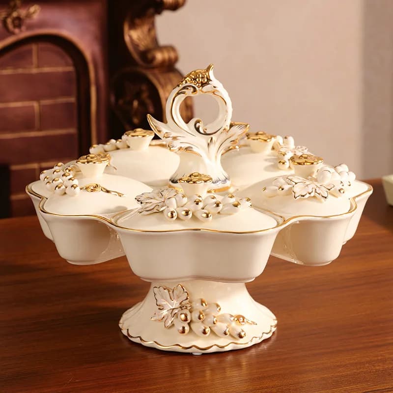 Piatto europeo per frutta in ceramica di alta gamma, girevole, con coperchio, per caramelle e frutta secca, decorazione da soggiorno.