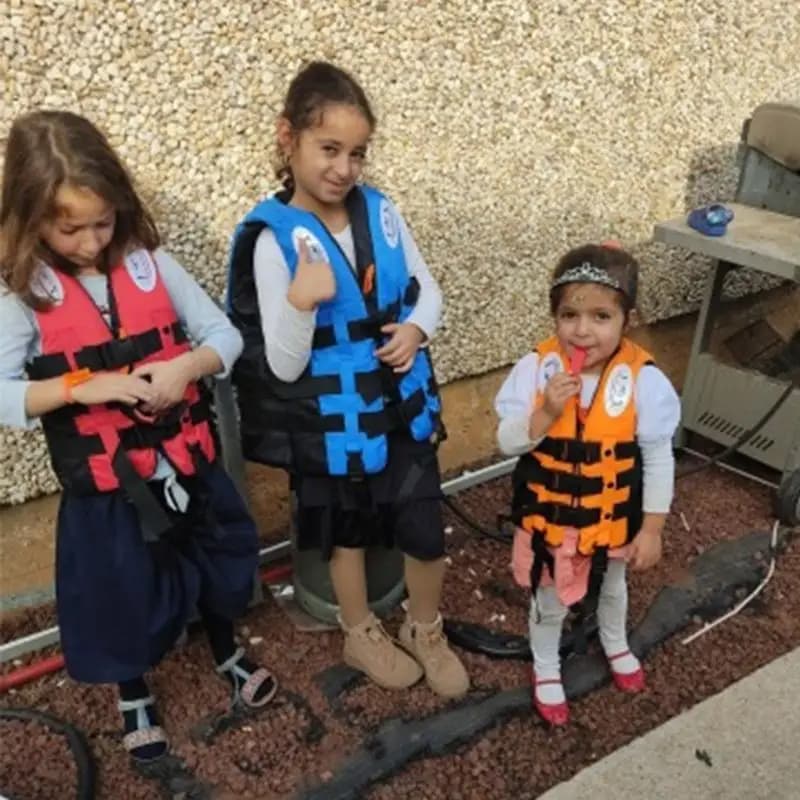 Giubbotto salvagente per bambini con fischietto Giubbotto salvagente per bambini Giubbotti salvagente Giubbotti per allenatore