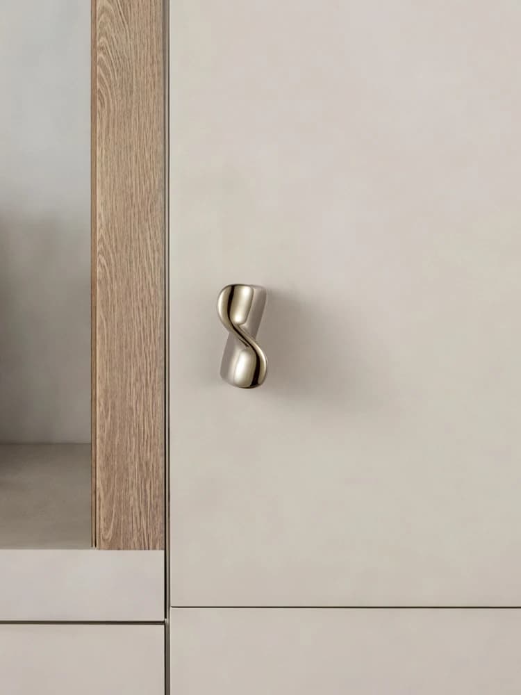 Goo-Ki Manopole per porte e mobili moderni in ottone massiccio titanio argento Maniglie per mobili Maniglie per cassetti per armadietti da cucina Ferramenta per la casa