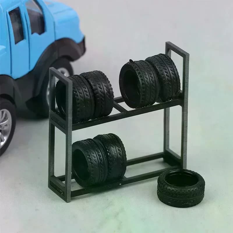 Espositore per pneumatici in scala 1:64 e 7 pneumatici, accessorio per scena garage auto modello, set attrezzi officina, oggetto in miniatura