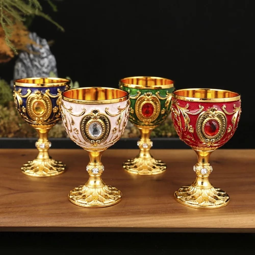 New High Quality Durable Vintage Embossed Wine Cup European Style Metal Goblet Drinkware Anti-break Diamond-encrusted Drink Cup