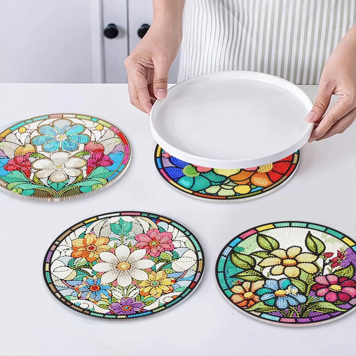 New 4Pcs DIY Diamond Art Painting Placemat Round Non-Slip Acrylic Table Mats for Table Decor B