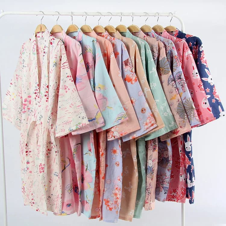 Accappatoi estivi in garza di puro cotone per coppie Kimono da uomo giapponese Yukata pigiama interamente in cotone cardigan, giacche a vapore per il sudore