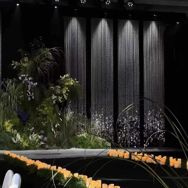 Oggetti di scena di nozze per la decorazione del soffitto con paillettes acriliche per tende di perline di cristallo di lusso