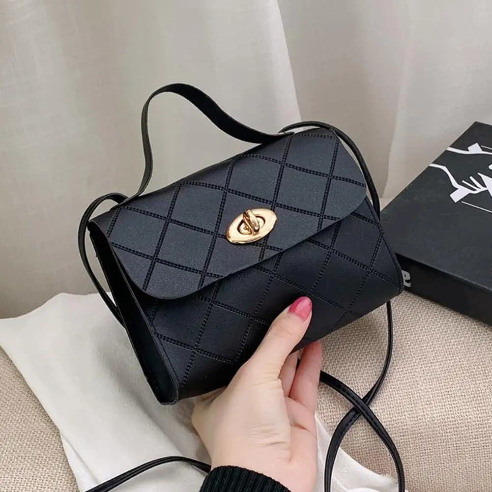 Fashion Small Shoulder Bag for Women, New Women's Trend, Casual Bag with Diamond Pattern, Versatile and Lightweight