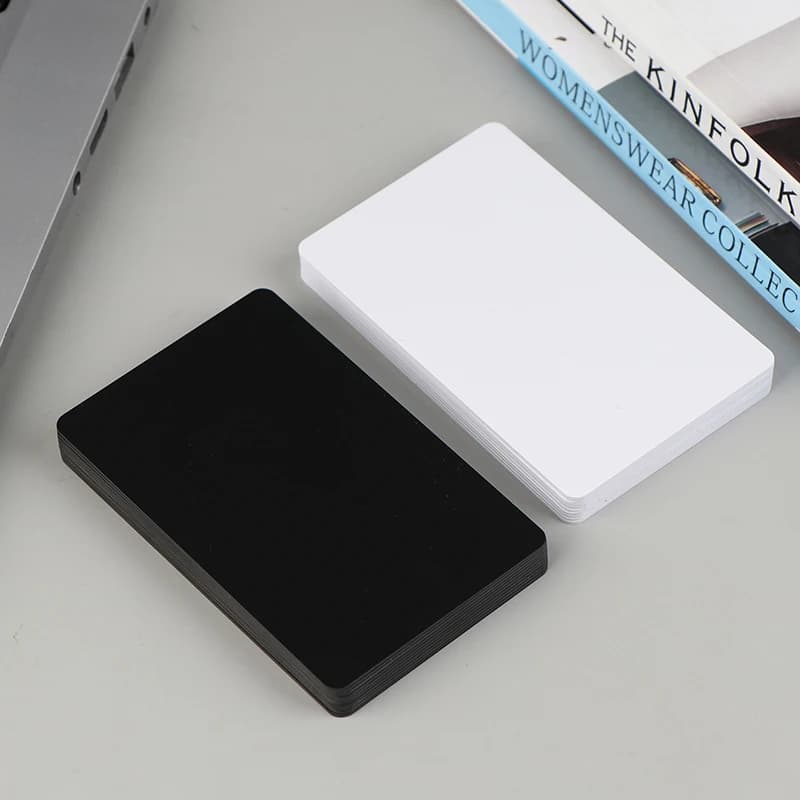 Schede NFC riscrivibili NFC215 da 5/10 pezzi – Schede vuote NTAG215 in PVC bianco e nero per etichette aziendali e intelligenti programmabili