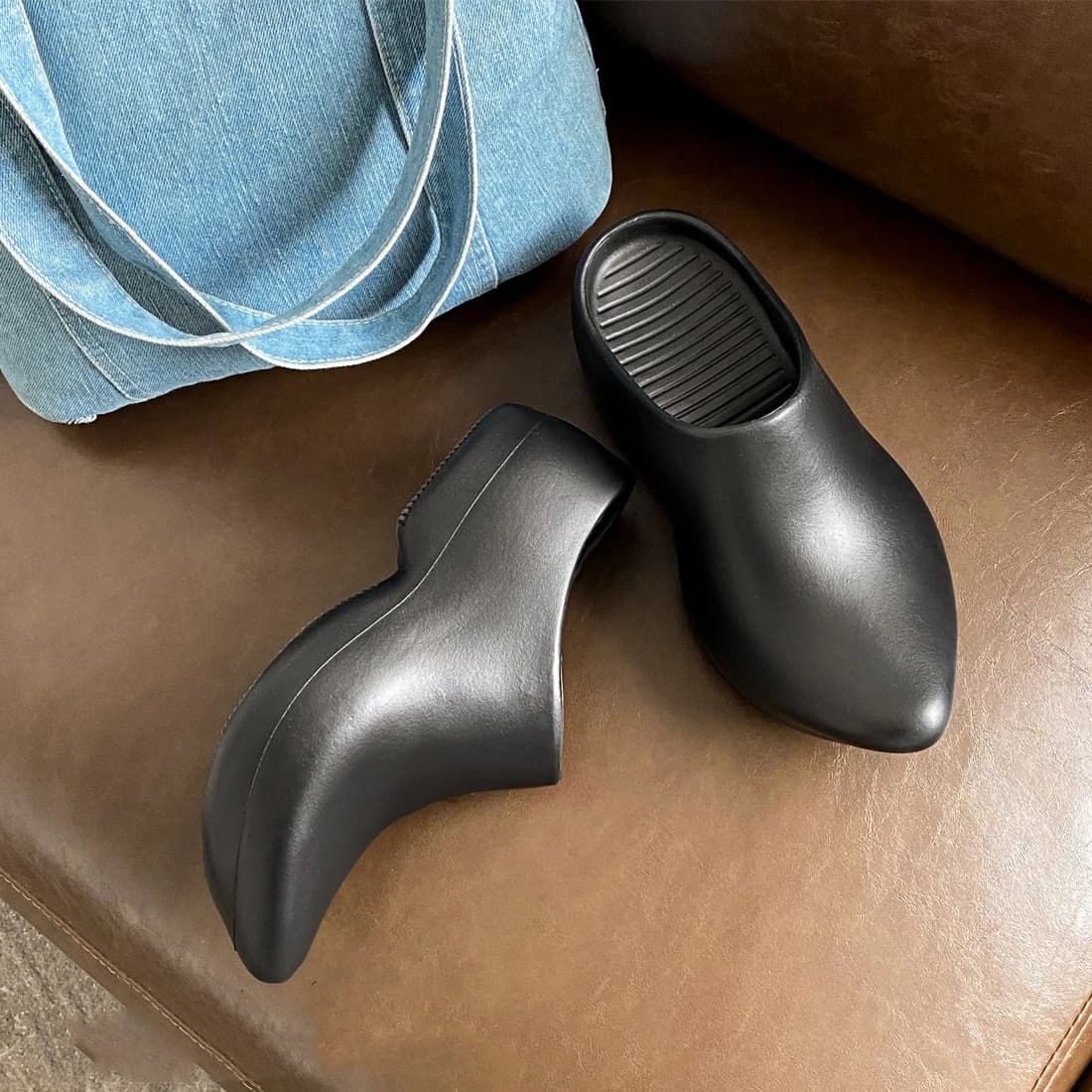 Pantofole da donna con suola spessa Ins Tacchi alti Presentazioni aziende produttrici giochi Sandali da donna con suola morbida in EVA Sandali da spiaggia Baotoe per adulti all'aperto
