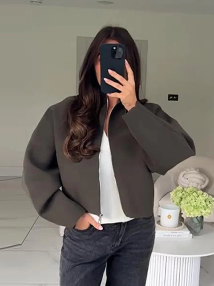 Cappotto lavorato a maglia casual da donna Colletto alla coreana solido Manica intera Cerniera Cappotti corti larghi 2026 Capispalla moda femminile per pendolari quotidiani