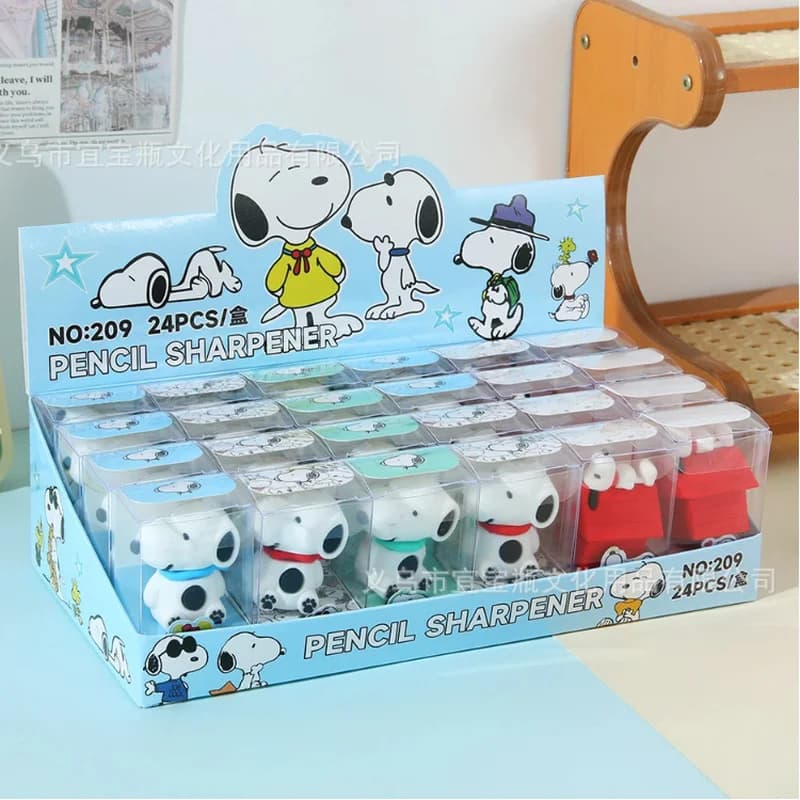 6/24 Pezzi Anime Snoopy Temperamatite a Foro Singolo, Simpatico Temperamatite Manuale Portatile per Studenti, Mini Regalo di Cancelleria