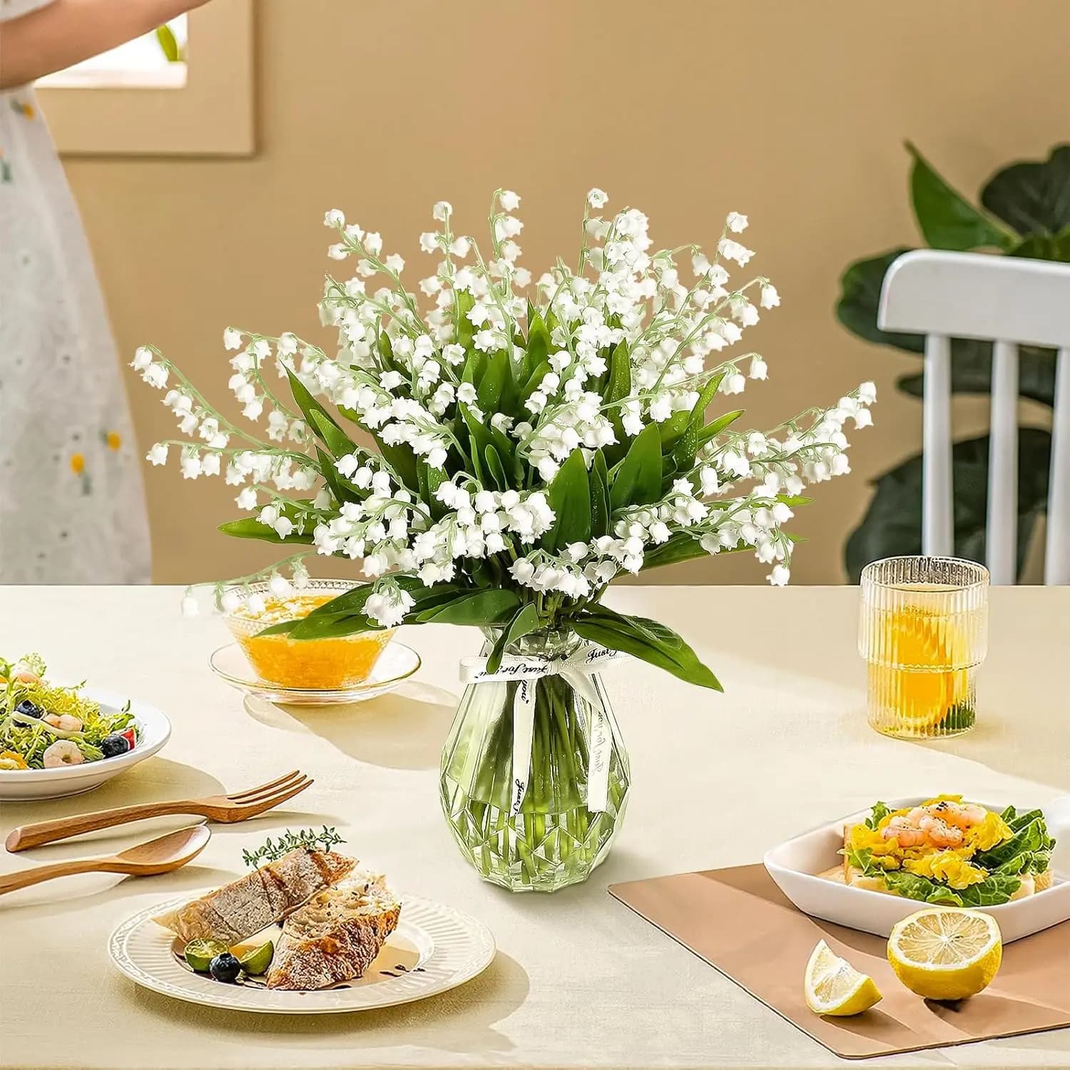 Artificial Flower White Bell Shape, Plastic Plant for Home Decoration, Room, Wedding, Bridal Bouquet, Fai-da- accessory ♪