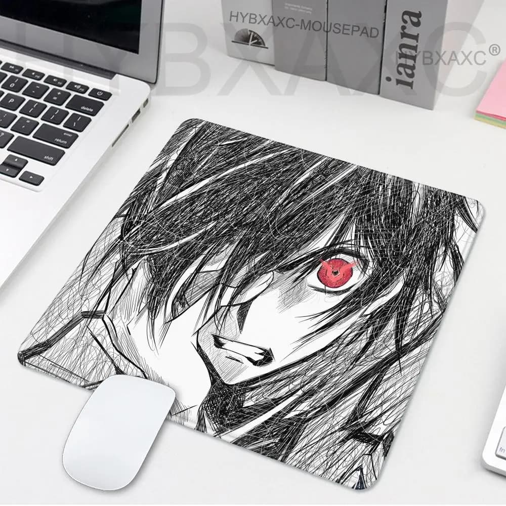 Anime Code Geass Tappetini per mouse Carino linea nera Tappetino da scrivania Accessori da gioco Tappetino per mouse Superficie per mouse per mouse del computer