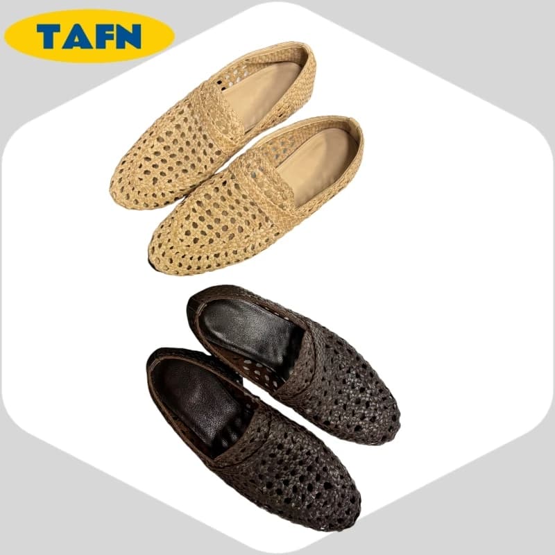 Beautiful simple and matched moccasins, temperament slip-on 24. Women's eco-leather moccasins with elegant design AE2307