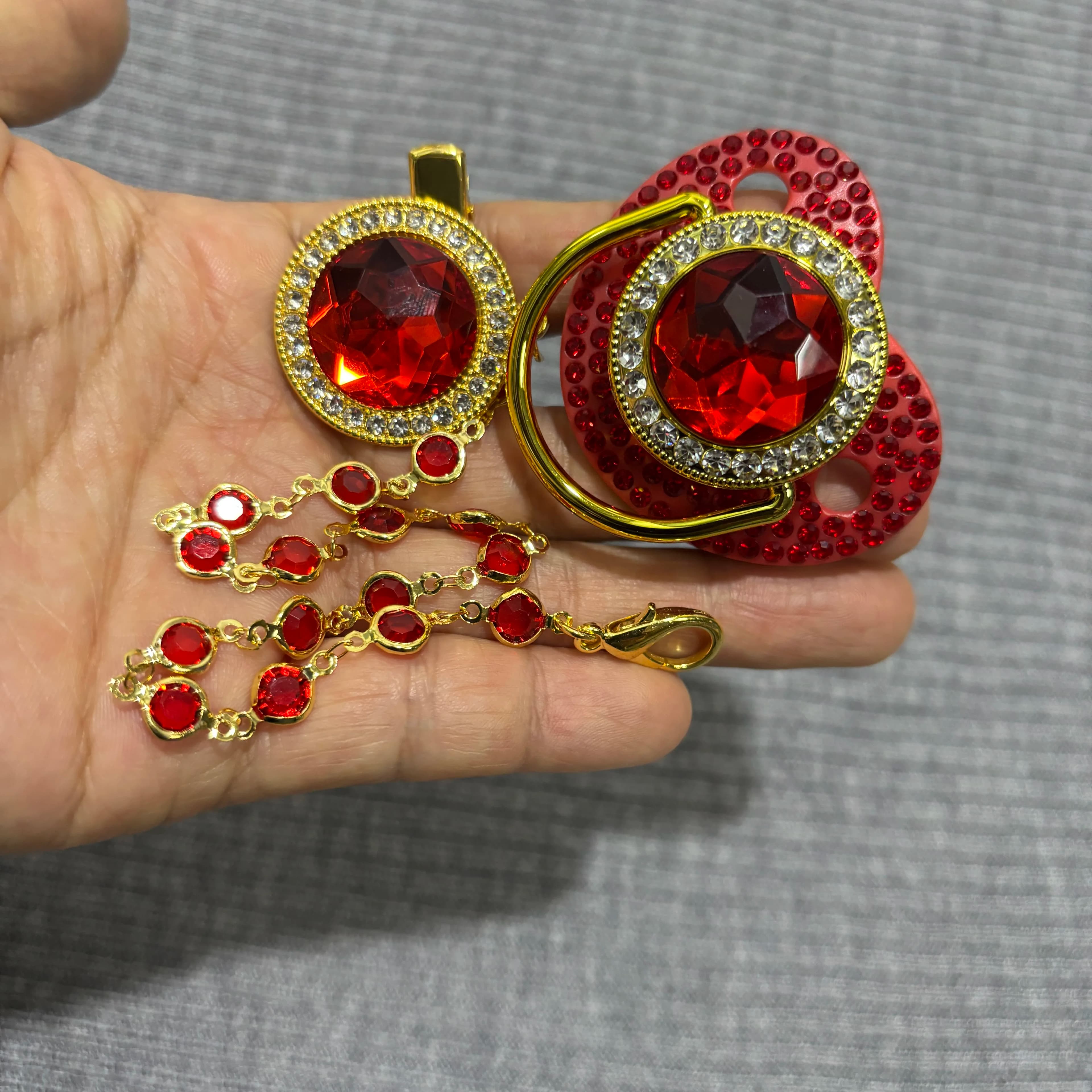 Set Ciuccio per Neonati con Cristalli Scintillanti e Clip con Diamanti, Regalo per Baby Shower per Bambine
