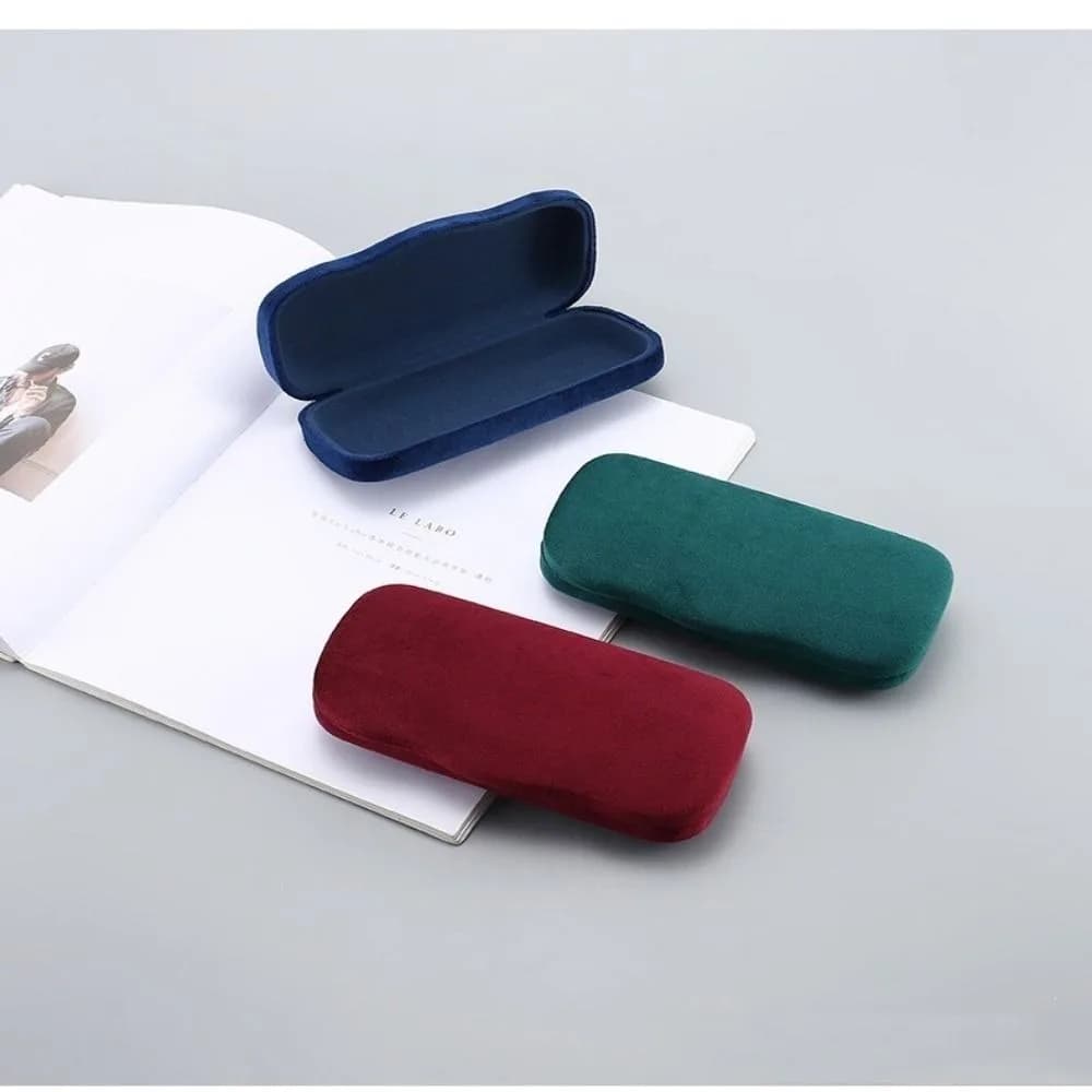 Peluche Iron Box G Letter Glasses custodia per occhiali Luxry Anti-pressione letteratura arte studente maschio e femmina Fashio custodia per occhiali da sole