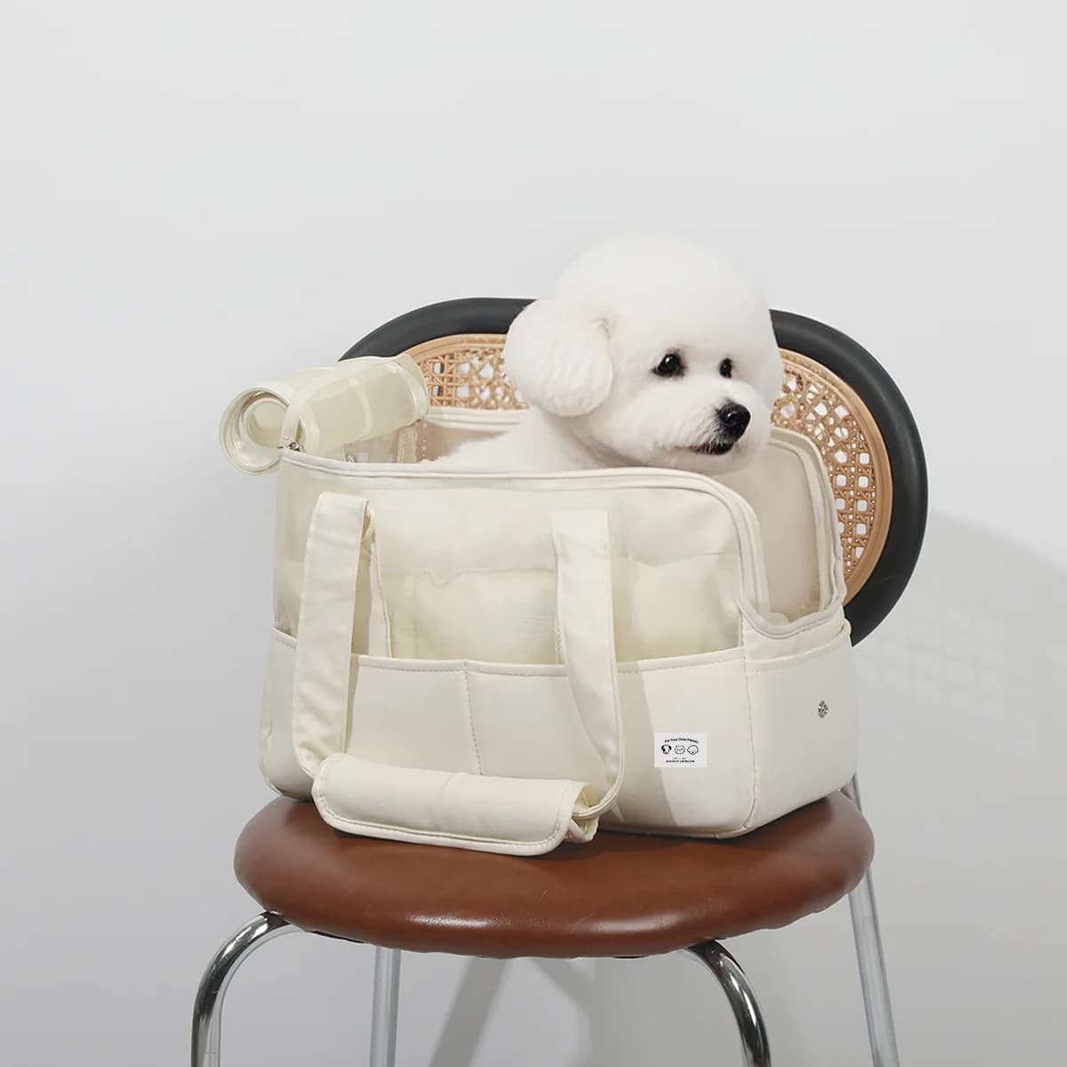 Cat Bag for Outdoor Use Portable Breathable Small Dog Lightweight Pet Bag Hand-held Crossbody Bags Small Animal Carrier
