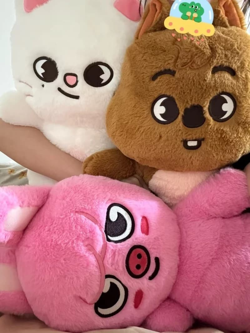 SKZOO K-pop Peluche da 49 centimetri, bambola di peluche a forma di cartone animato, grande bambola idol, compagno di sonno, statuetta idol, articolo da esposizione 2026