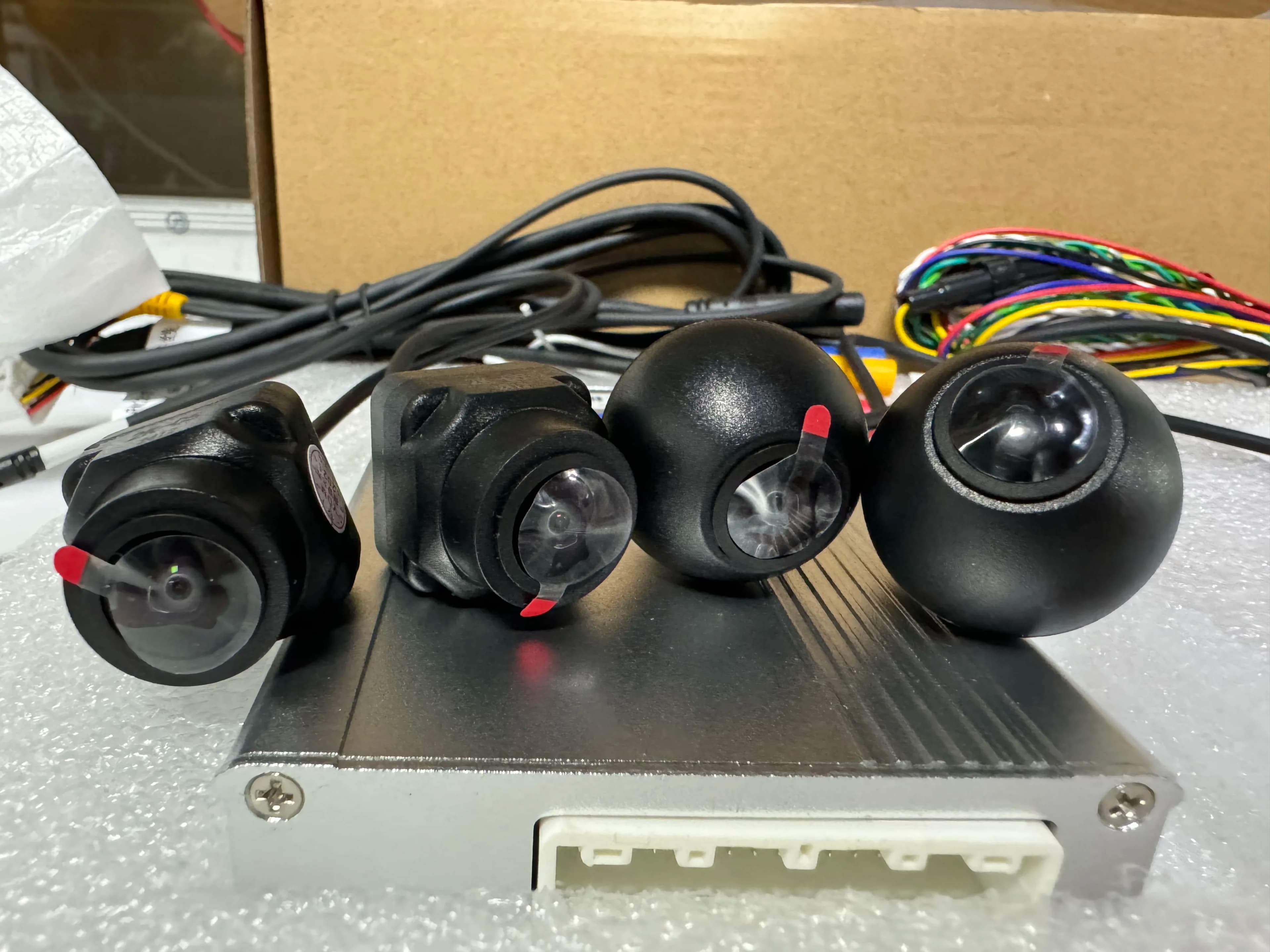 Sistema di Visione a 360° per Auto con Telecamera HD 3D, 4 Telecamere 360° 1080P SONY 225 Posteriore Anteriore Sinistra Destra, Telecamera 3D 360° per Autoradio Android
