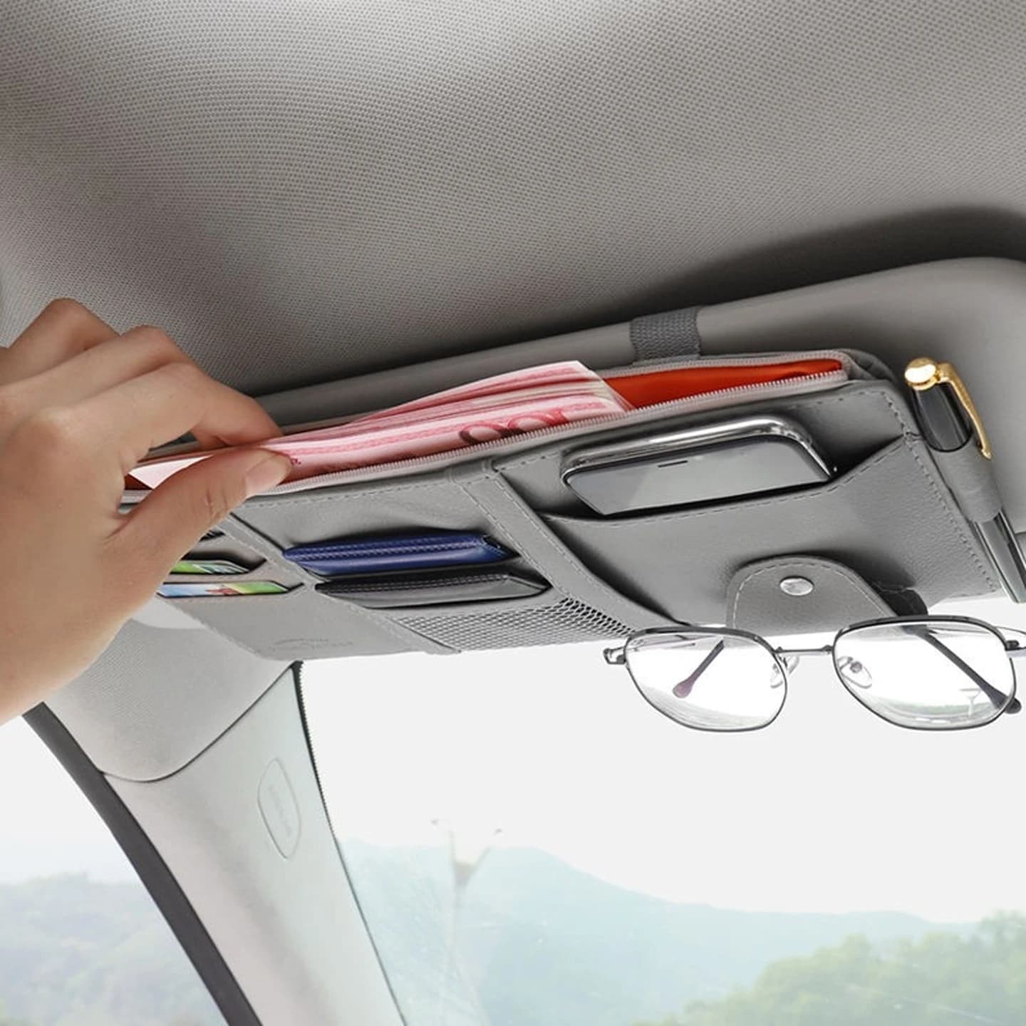 Storage box with clip for hanging visor for cars, for holding glasses, cards, with zipper Multipurpose box accessories for various items