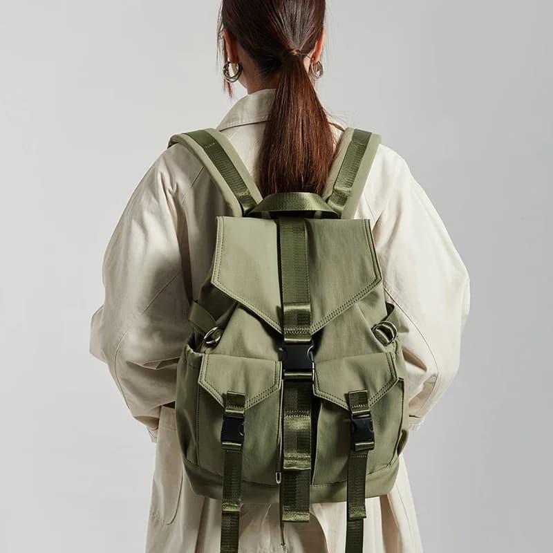 Unisex Backpack in Light Nylon Casual Backpack Man Woman Ideal for commuting at work Use multipurpose Perfect travel School daily
