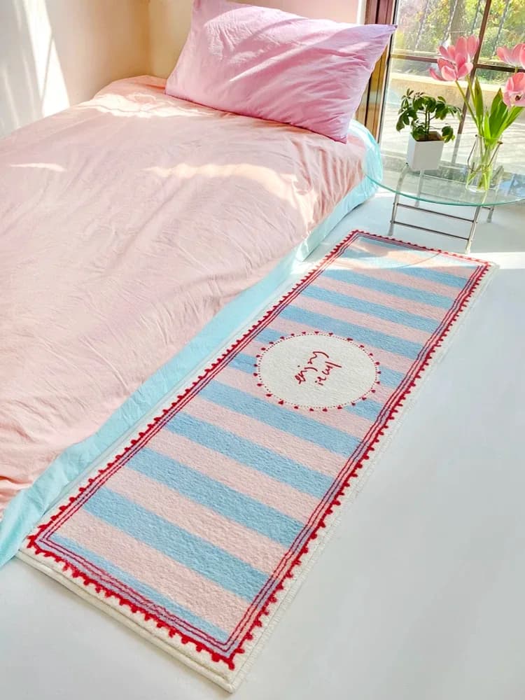 VIKAMA Ins Style Cashmere Long Striped Carpet Comfort Cooling Bedroom Bedcover Bovindo Window Cover Guardaroba Carpet Home Decorations