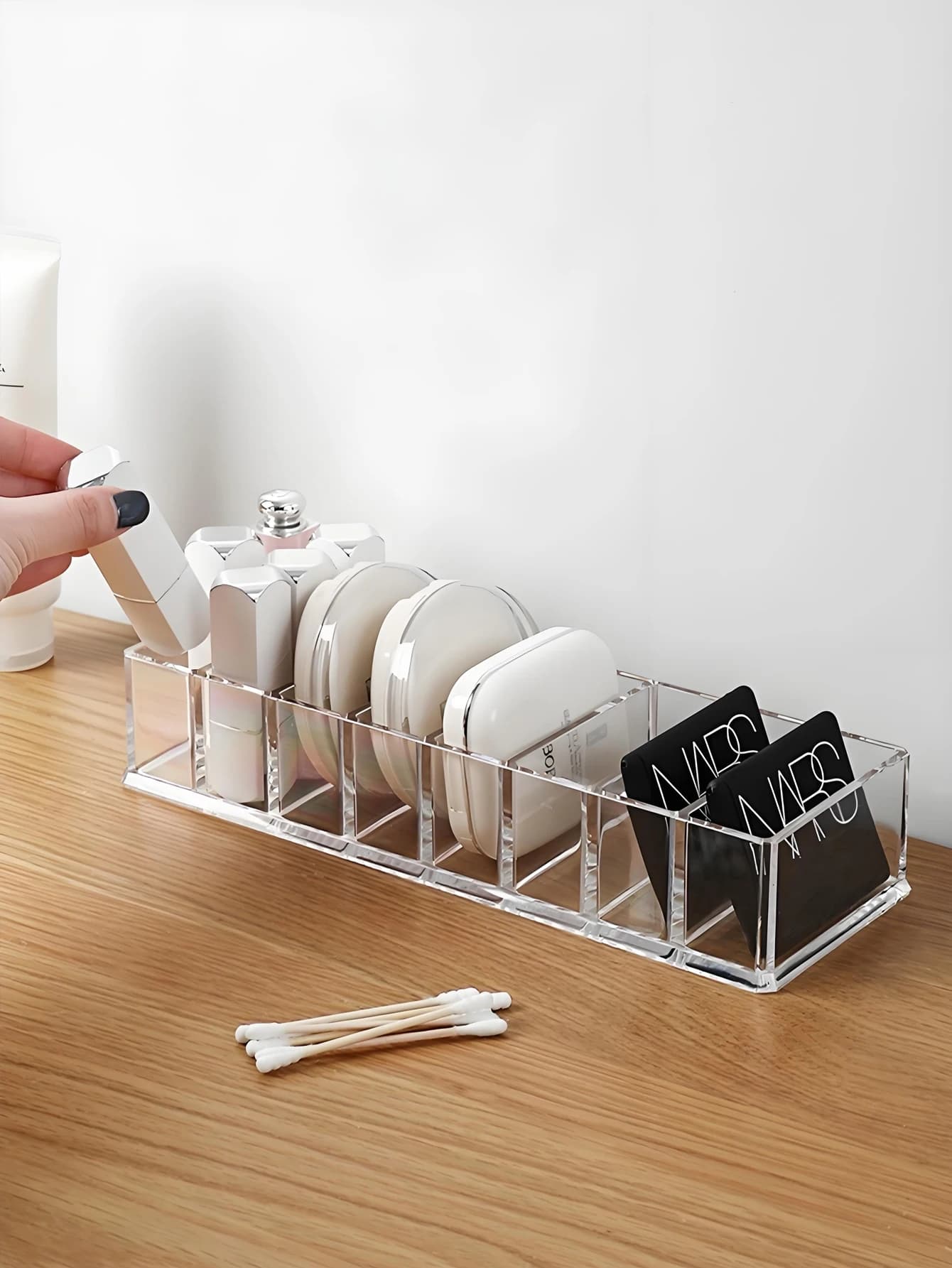 Organizer da tavolo trasparente a 8 griglie Scatola portaoggetti per cosmetici per trucco Porta cavo da scrivania per caricabatterie Linea dati Accessori per telefono
