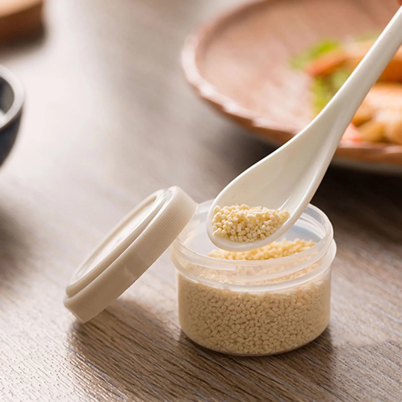 Set di 4 Contenitori per Spezie Trasparenti, Porta Spezie da Cucina per Erbe, Miele, Caramelle, Organizzatore per Conservazione Alimenti