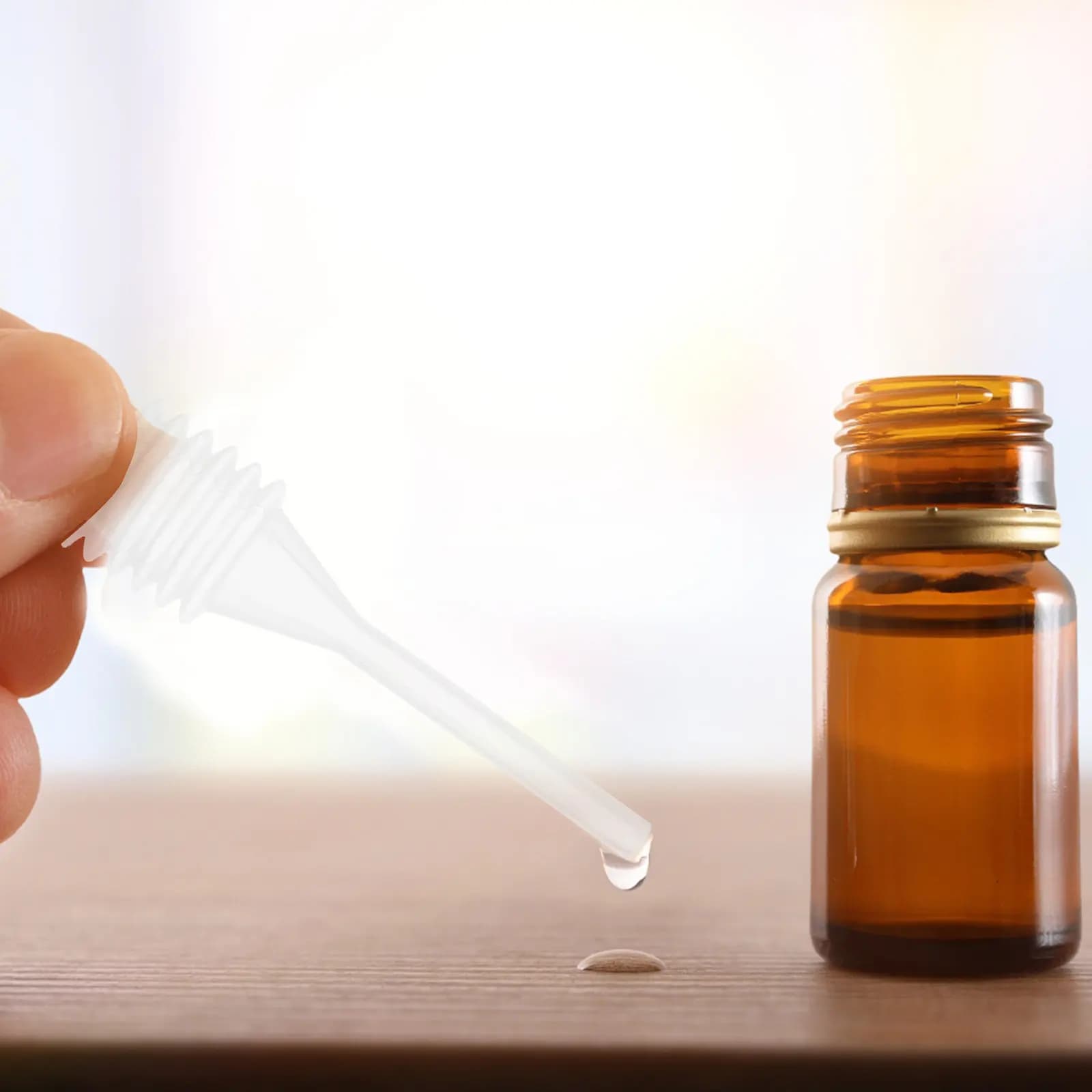 50 Pezzi di Pipette Contagocce in Plastica per Oli Essenziali, Profumi e Liquidi, Design Trasparente in PE, Dimensioni Compatte, Facili da Usare
