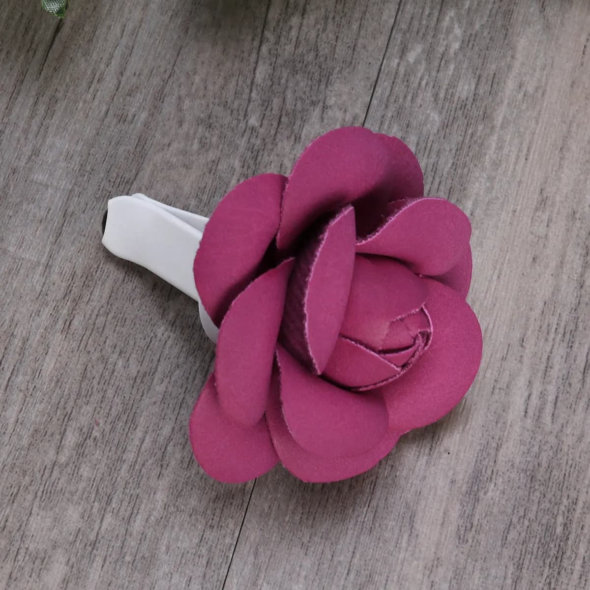 Diffusore di Oli Essenziali per Auto con Clip per Bocchetta dell'Aria, Deodorante per Interni Auto, Universale, Rosso Rosa