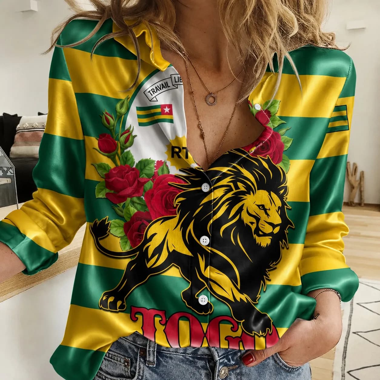 Women's Satin Light Luxury Blouse with Togo Print, Stylish Long-Sleeved Collared Shirt, Suitable for Holidays and Spring/Autumn