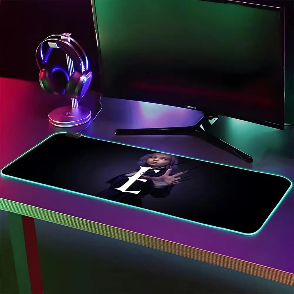 Tappetino per Mouse Gaming RGB W-WeDnesDaiS-ES-SS A-addamsES, Tappetino da Scrivania HD per Gamer, Grande con Illuminazione LED XXL