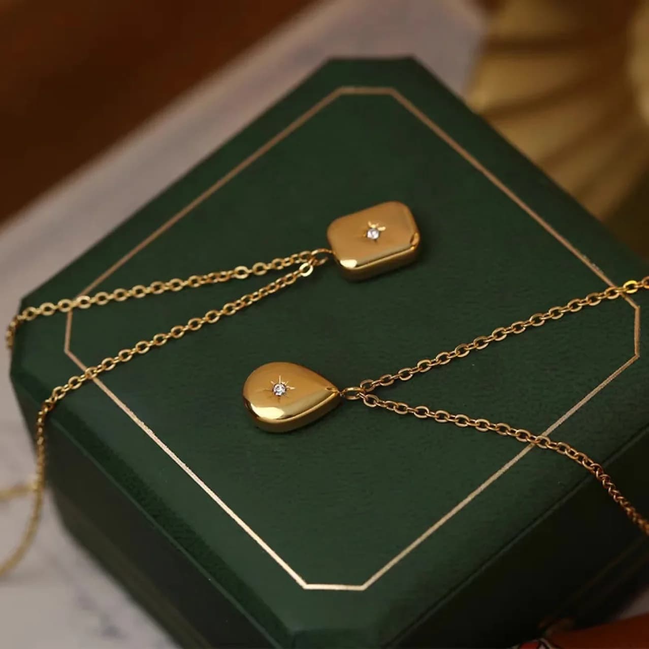 Vintage Gold Stainless Steel Collarbone Necklace Square Octagonal Star Diamond Pendant Necklace for Woman Elegant Trendy Jewelry