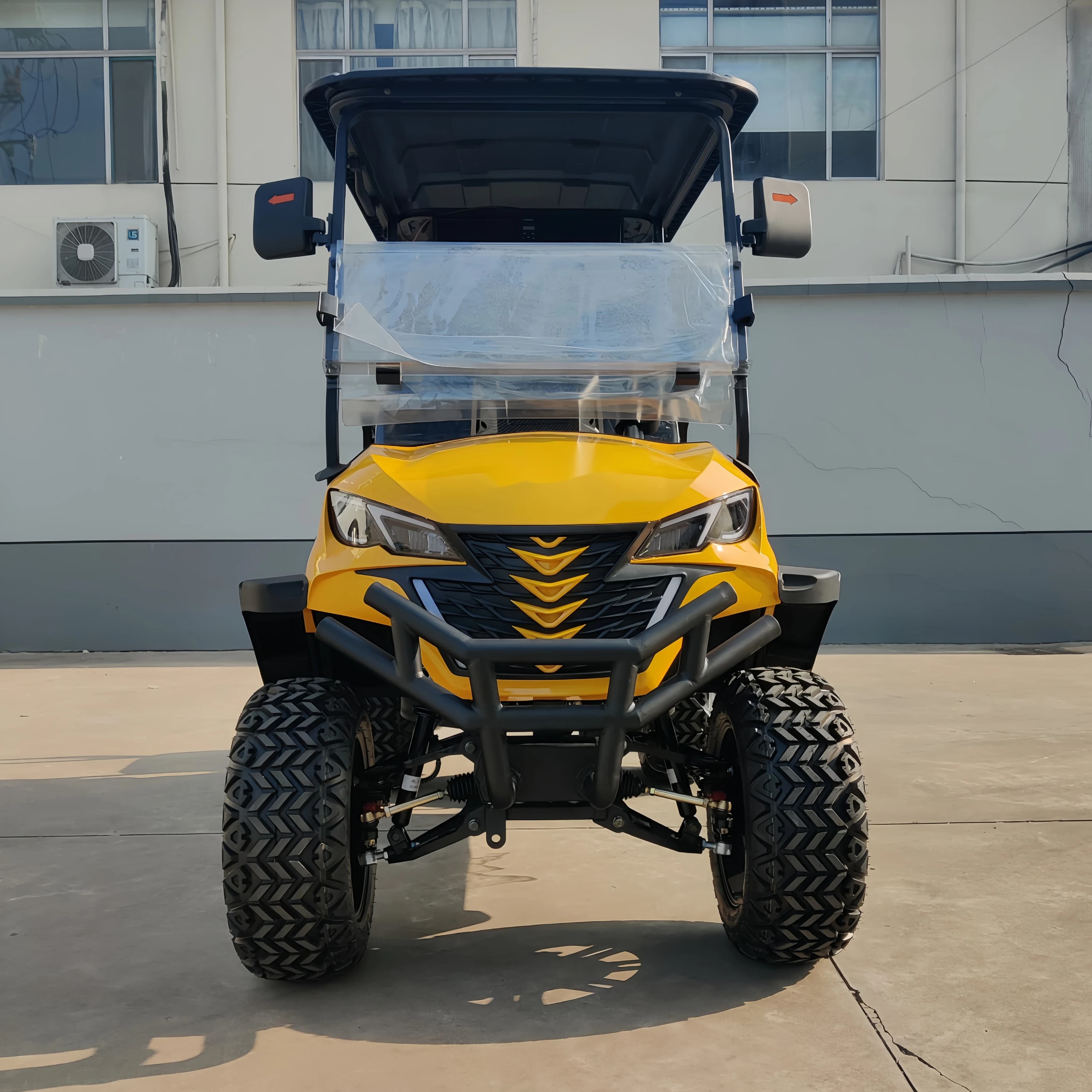 High Quality Cheap Electric Golf Buggy 4 Wheel Drive Off-road 6 Seat 72v Electric Golf Cart Equipped with solar panels