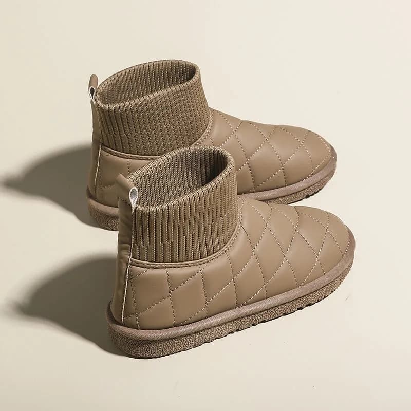 Stivali da donna 2025 Tendenza Scarpe invernali da donna Stivali invernali Caviglia Tacchi bassi Stivali da neve impermeabili con scarpe di pelliccia