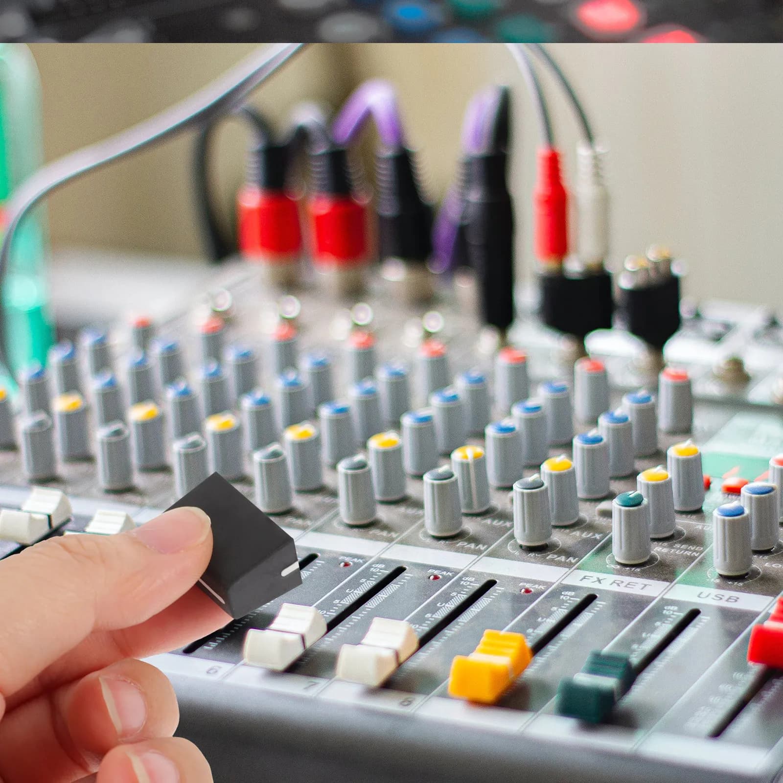 5 Pezzi Cappucci per Controller, Slider, Mixer Audio, Accessori DJ, Attrezzatura, Piroli di Accordatura per Ukulele